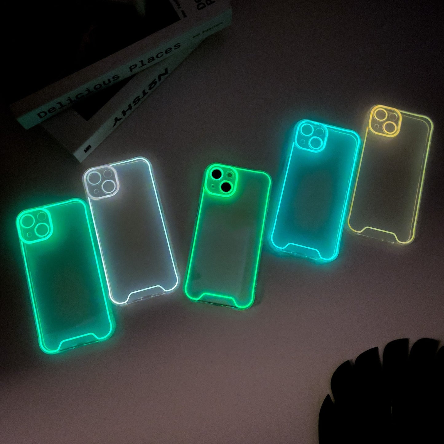 Christmas Phone Case with Glow-in-the-Dark Feature – Holiday Edition